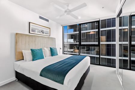 1 Bedroom Apartment - Photo 4