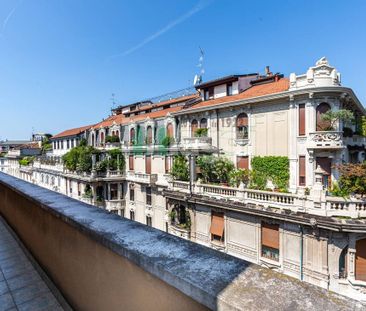 Via Lovanio, Milano, Lombardy 20121 - Photo 5
