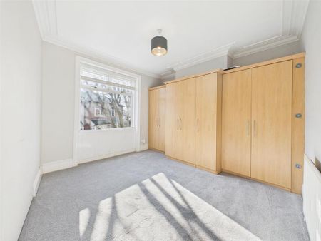 3 bedroom apartment to rent - Photo 2