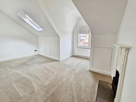 4 bedroom terraced house to rent - Photo 4
