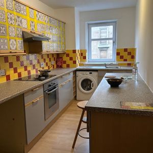 Room in a Shared Flat, Glasgow, G3 - Photo 3