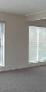 Upstairs City Apartment! - Photo 3