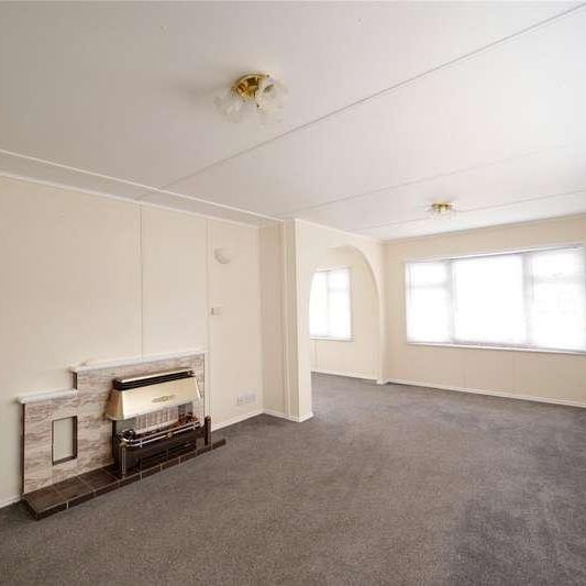 Rozel Court, Beck Row, Bury St. Edmunds, Suffolk, IP28 - Photo 1