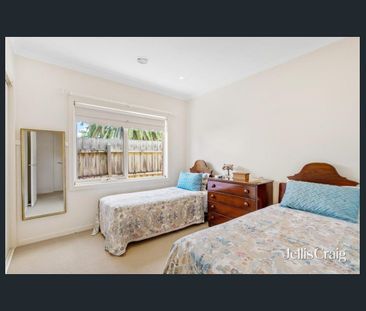 Impeccable Single-Level Perfection - Photo 6