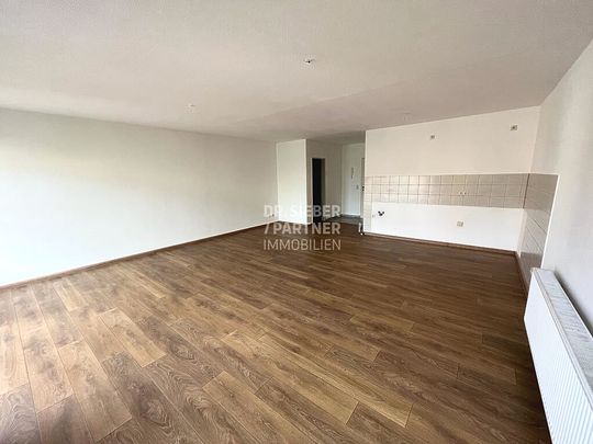 Beucha - *geräumige Singlewohnung*Balkon*Stellplatz* Keller* - Photo 1