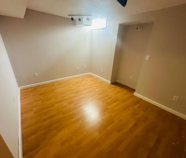 For Lease - 1078 Glenbrook Avenue, Oakville, Ontario - Photo 6