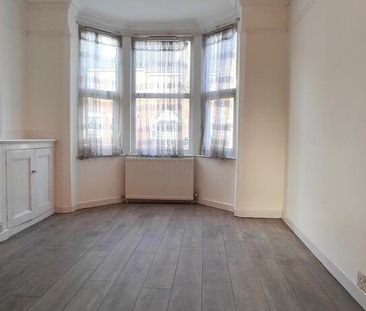 1 bedroom ground floor flat to rent - Photo 4