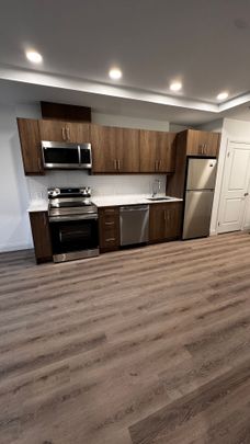 For Lease - 1333 Weber Street Unit# 909, Kitchener, Ontario - Photo 1