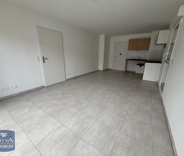 Location Appartement 2 pièces 45m² ST JEAN D ILLAC 33127 - Photo 1