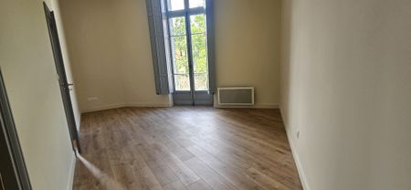 Appartement T2 neuf avec vue exceptionnelle sur les Arènes – Victor Hugo, Nîmes À louer - Photo 4