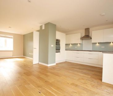 3 bedroom terraced house to rent - Photo 5