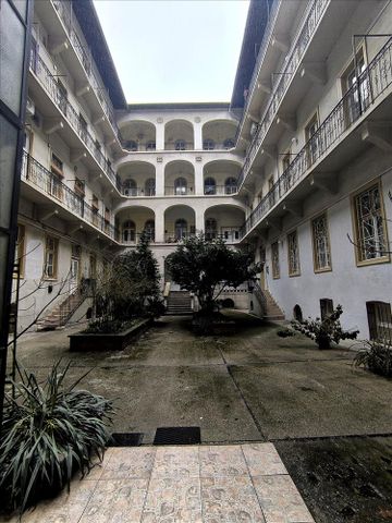 Kiadó jó állapotú lakás - Budapest VI. kerület - Photo 2