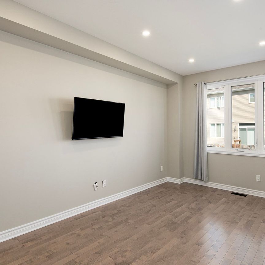 For Lease - 812 JUNE GRASS Street, Orleans - Cumberland and Area, Ontario - Photo 1