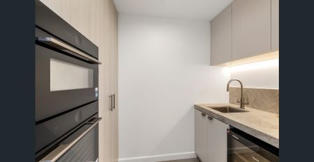 LUXURY APARTMENT AT THE COVE COMINO | DESIGNER LIVING BY THE COAST - Photo 4