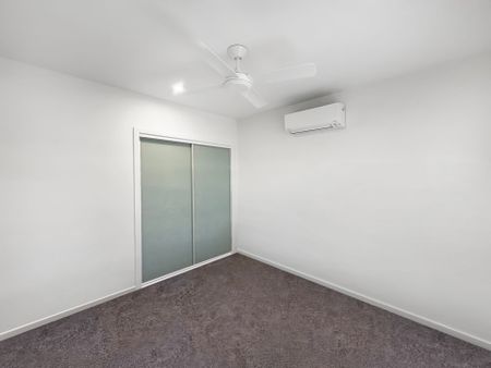 Modern 2-Bedroom Granny Flat in Beautiful Moonee Beach - Photo 5