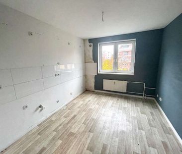 3-Zimmer Wohnung in Berlin Reinickendorf mit Balkon f&uuml;r Renovi... - Photo 1