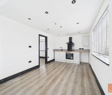 Barncoose Terrace, Illogan Highway, Redruth, TR15 3ES - Photo 2