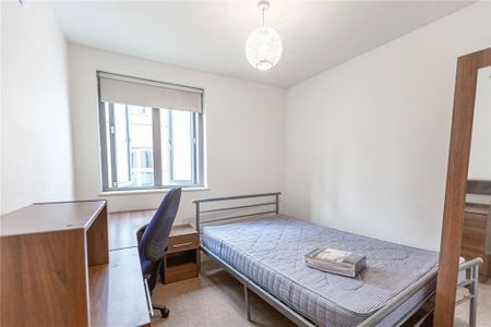 4 bedroom apartment to rent - Photo 3