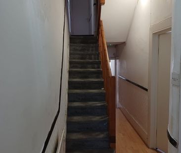 Room in a Shared House, Ham Park Rd, E15 - Photo 6