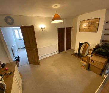 2 bedroom terraced house to rent - Photo 1