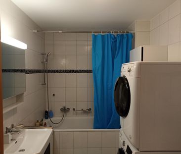 Appartement de 2.5 pièces au 2ème étage avec grand balcon - Photo 4