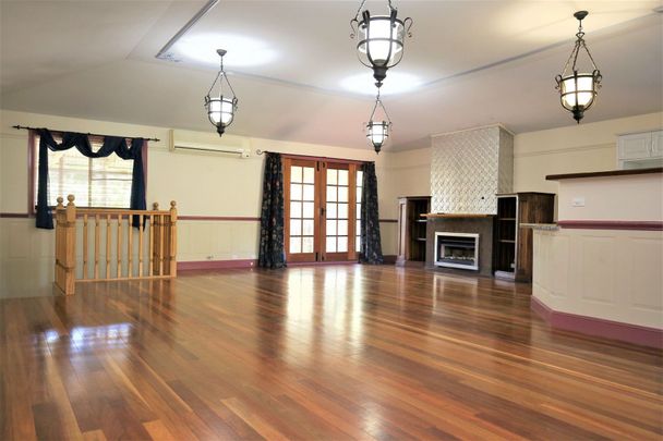 Character, Comfort and Convenience Combined - Photo 1