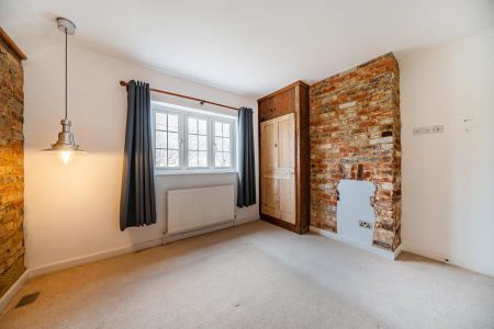 Woodlands Road, Guildford, Surrey, GU1 - Photo 5