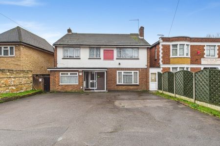 1 bedroom sharedAccommodation in Albert Street, Slough - Photo 4