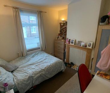 Newborough Street, Burton Stone Lane - P2026 - Photo 3