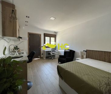 Alquiler Estudio en Urbanización - El Bosque, Villaviciosa De Odón - Photo 2