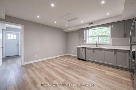 For Lease - 2A Fort Rouille Street Unit# 3, Toronto, Ontario - Photo 4