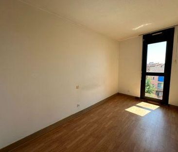 Location - Appartement - 2 pièces - 53.00 m² - montauban - Photo 1