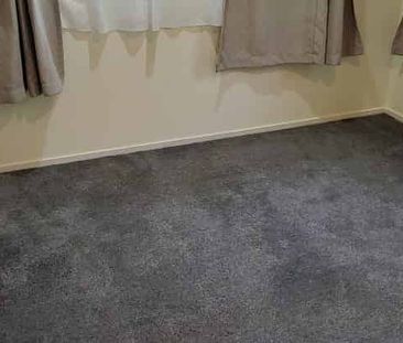 Modern 2BR Townhouse in Cockle Bay - Photo 5