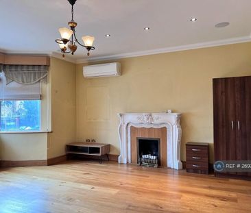 1 bedroom in a house share to rent - Photo 6