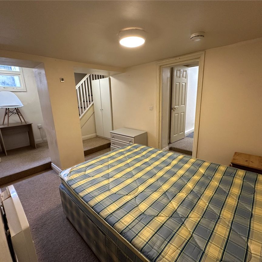 Student Properties to Let - Photo 1