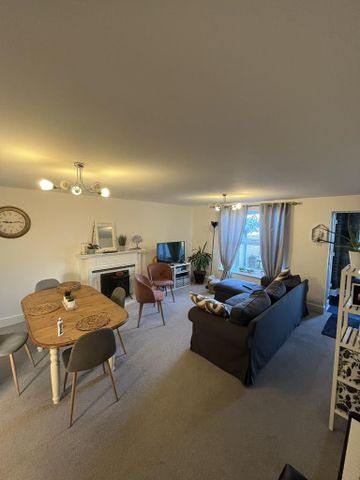 2 bedroom ground floor flat to rent - Photo 4