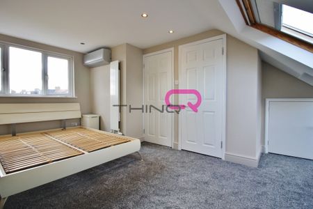 4 Bed Terraced House, Springfield Drive, IG2 - Photo 2