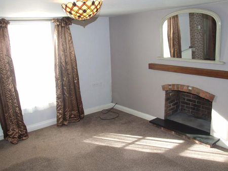 2 bedroom semi-detached house to rent - Photo 3