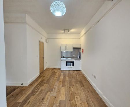 Flat 3, 24 Newmarket Road, Cambridge - Photo 5