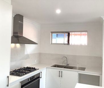 121 Lakefield Drive, Brabham, WA 6055 - Photo 3