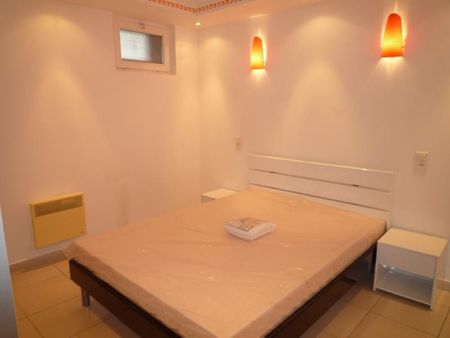 Location Appartement 2 pièces 36m² VALENCIENNES 59300 - Photo 4