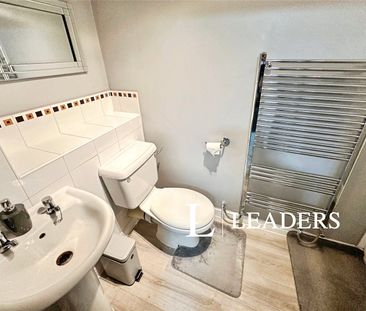 3 bedroom house to rent Ovaldene Way, Stoke-on-Trent, ST4 - Photo 5