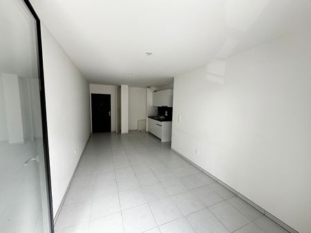 Location Appartement 1 pièce 28m² - Photo 2