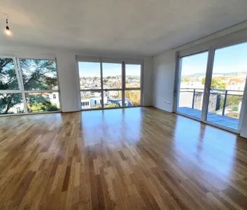 Exklusives Panorama Apartment mit Terrasse - Photo 1