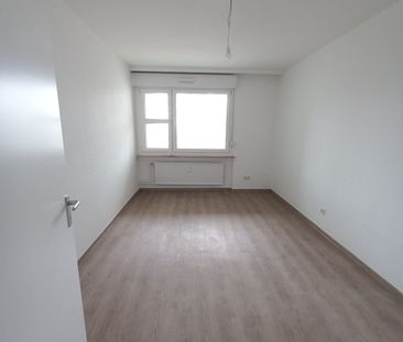 Am Weidengraben! Sanierte 3 ZKB Wohnung mit Balkon ab 16.01.2025 - Photo 2