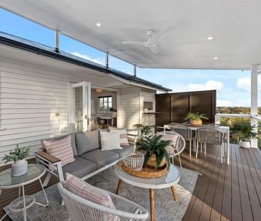 Spacious Family Home with Modern Comforts and Outdoor Entertaining - Photo 5