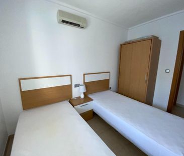 Piso de alquiler en Palmeral - Photo 3