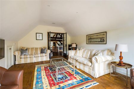 4 bedroom detached house to rent - Photo 4