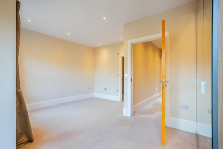 4 bedroom townhouse to rent - Photo 5