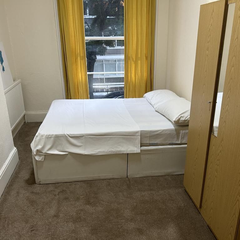 5 bedroom apartment to rent - Photo 1